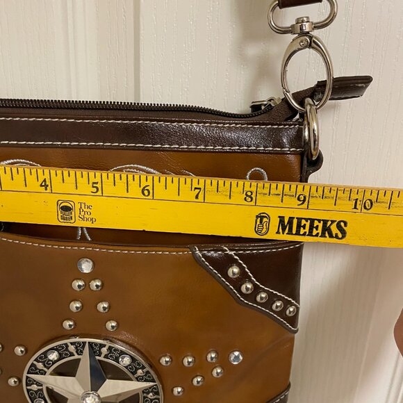 Two tone brown cross body purse with silver tone mirrored star, and studs - Picture 14 of 15
